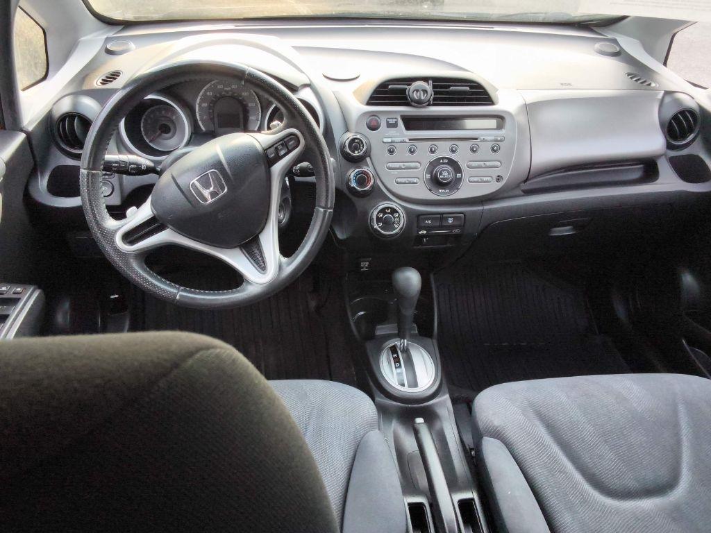 Honda Fit photo 6