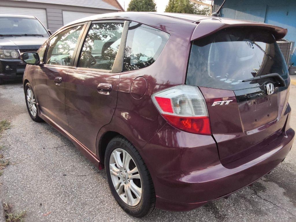 Honda Fit photo 9