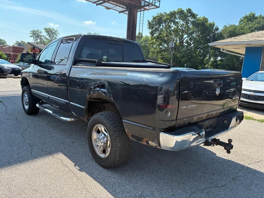 Dodge Ram 2500 4WD Quad Cab 140.5" SLT 2007