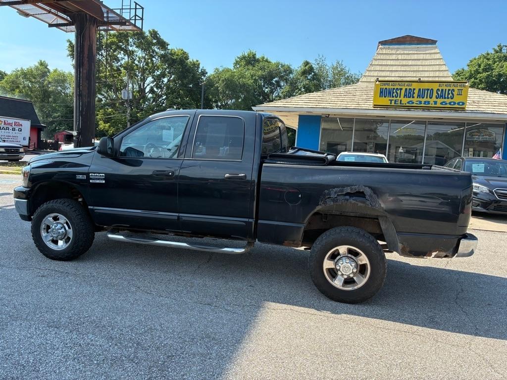 Dodge Ram 2500 4WD Quad Cab 140.5" SLT 2007