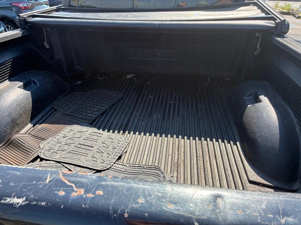 Dodge Ram 2500 4WD Quad Cab 140.5" SLT 2007