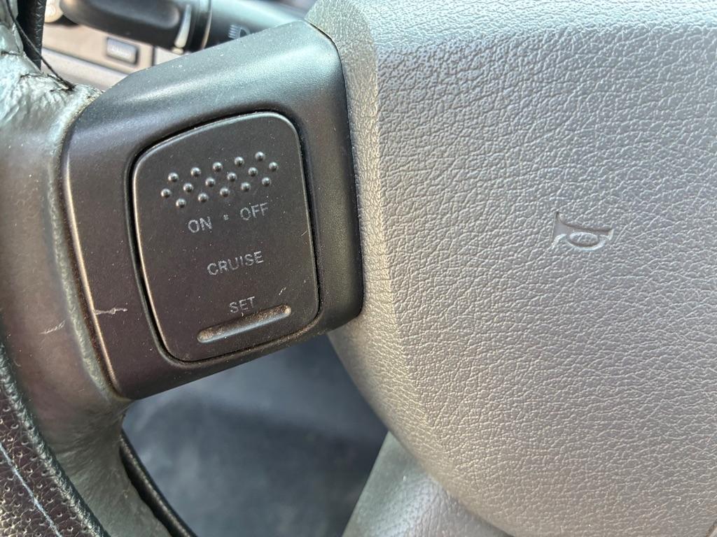Dodge Ram 2500 4WD Quad Cab 140.5" SLT 2007