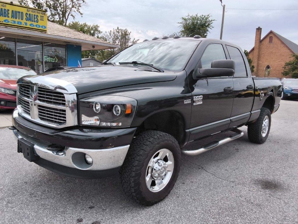 Dodge Ram 2500 4WD Quad Cab 140.5" SLT 2007