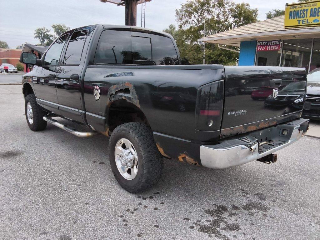 Dodge Ram 2500 4WD Quad Cab 140.5" SLT 2007
