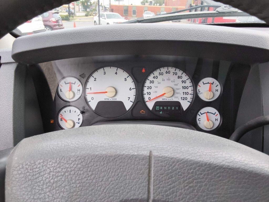 Dodge Ram 2500 4WD Quad Cab 140.5" SLT 2007