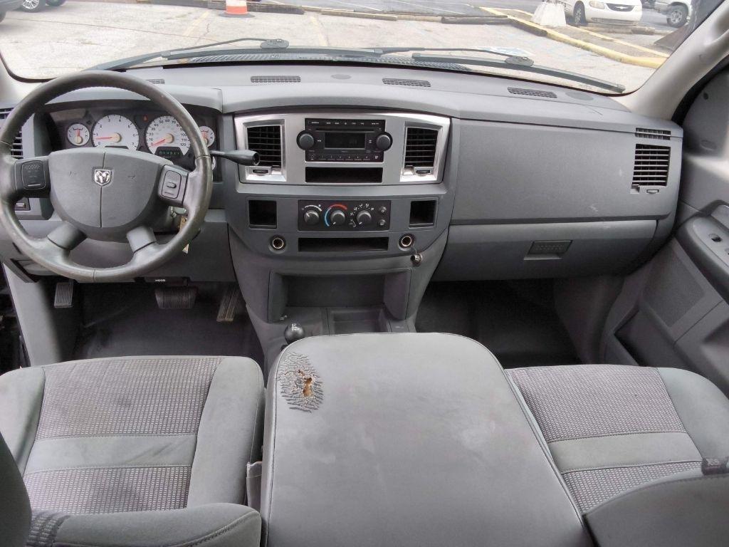 Dodge Ram 2500 4WD Quad Cab 140.5" SLT 2007
