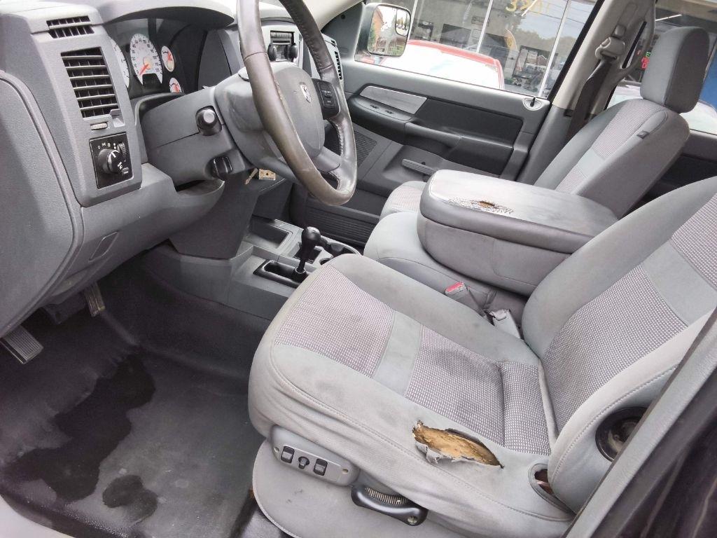 Dodge Ram 2500 4WD Quad Cab 140.5" SLT 2007