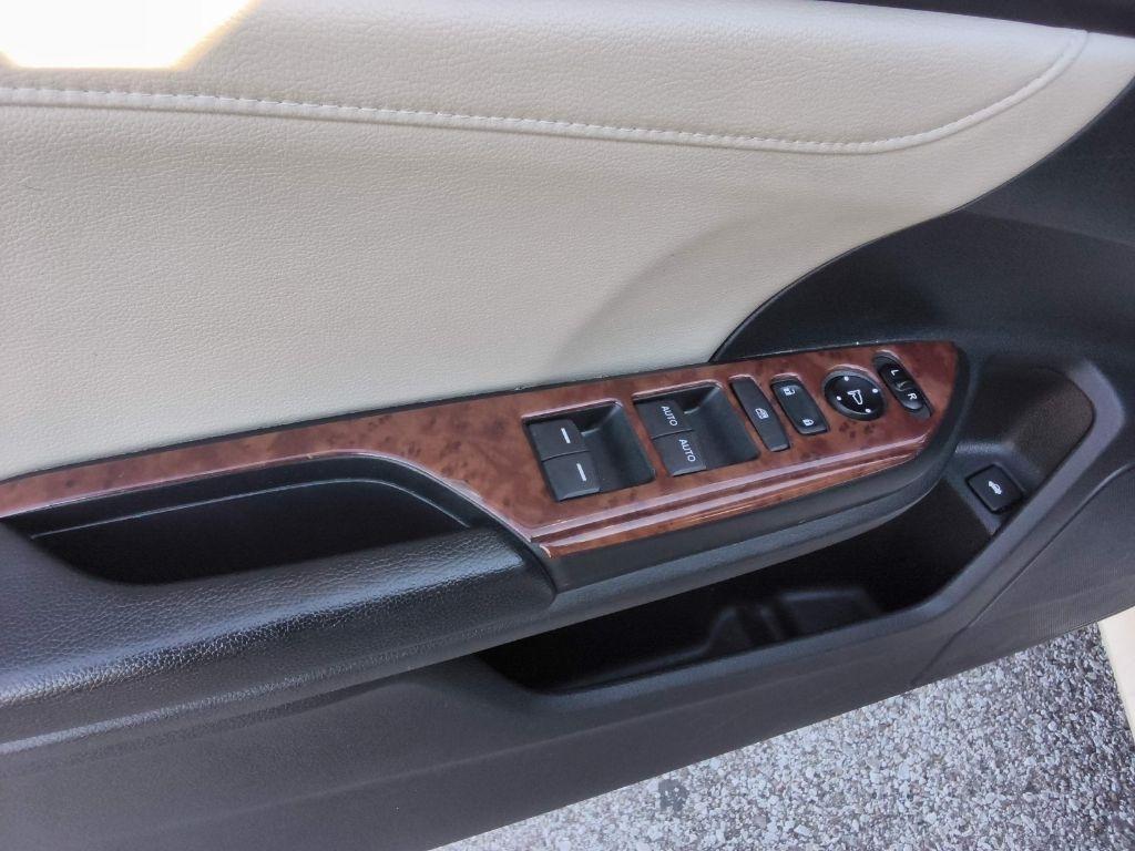 Honda Civic Sedan 4dr CVT Touring 2016