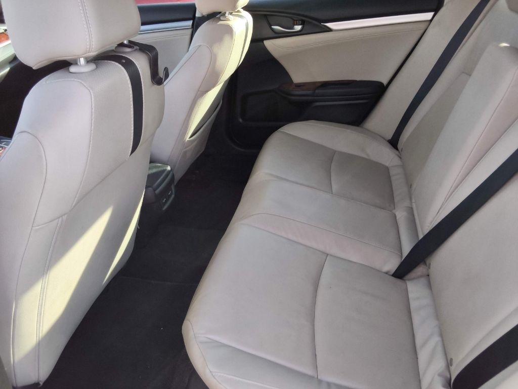 Honda Civic Sedan 4dr CVT Touring 2016