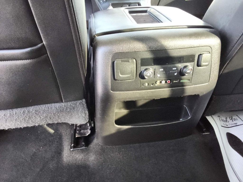 Chevrolet Tahoe 4WD 4dr LT 2016