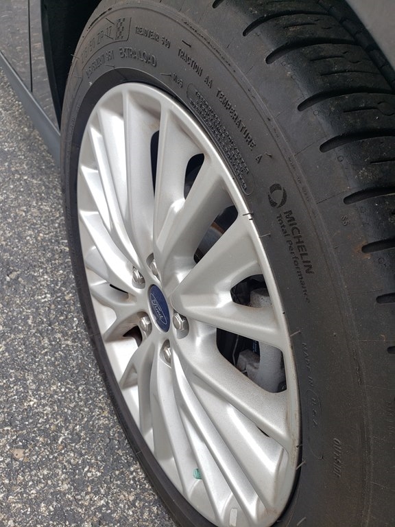 Ford Focus Titanium Hatch 2016 Ford Focus Titanium Hatch 2016