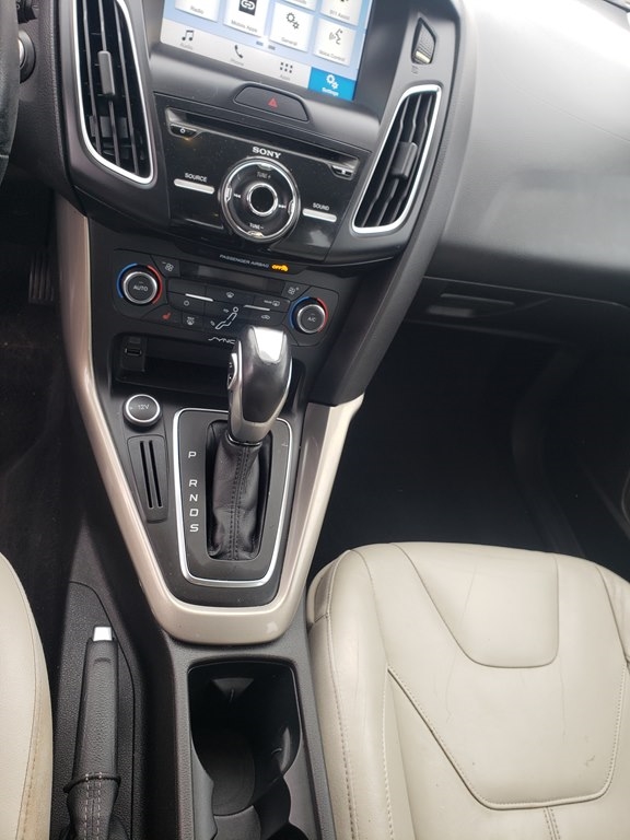 Ford Focus Titanium Hatch 2016 Ford Focus Titanium Hatch 2016