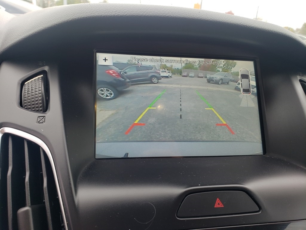 Ford Focus Titanium Hatch 2016 Ford Focus Titanium Hatch 2016