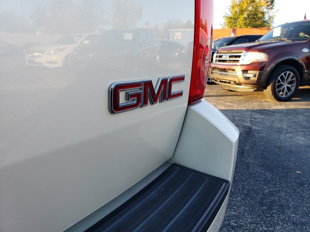 GMC Yukon SLT1 4WD 2011 GMC Yukon SLT1 4WD 2011