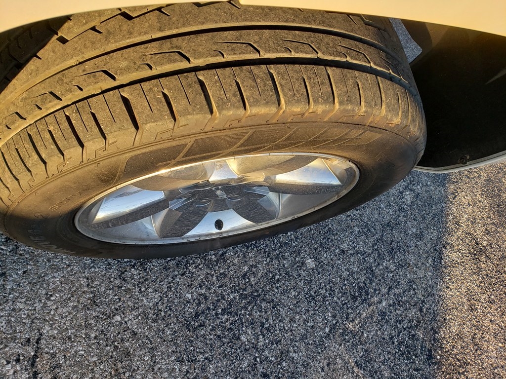 GMC Yukon SLT1 4WD 2011 GMC Yukon SLT1 4WD 2011