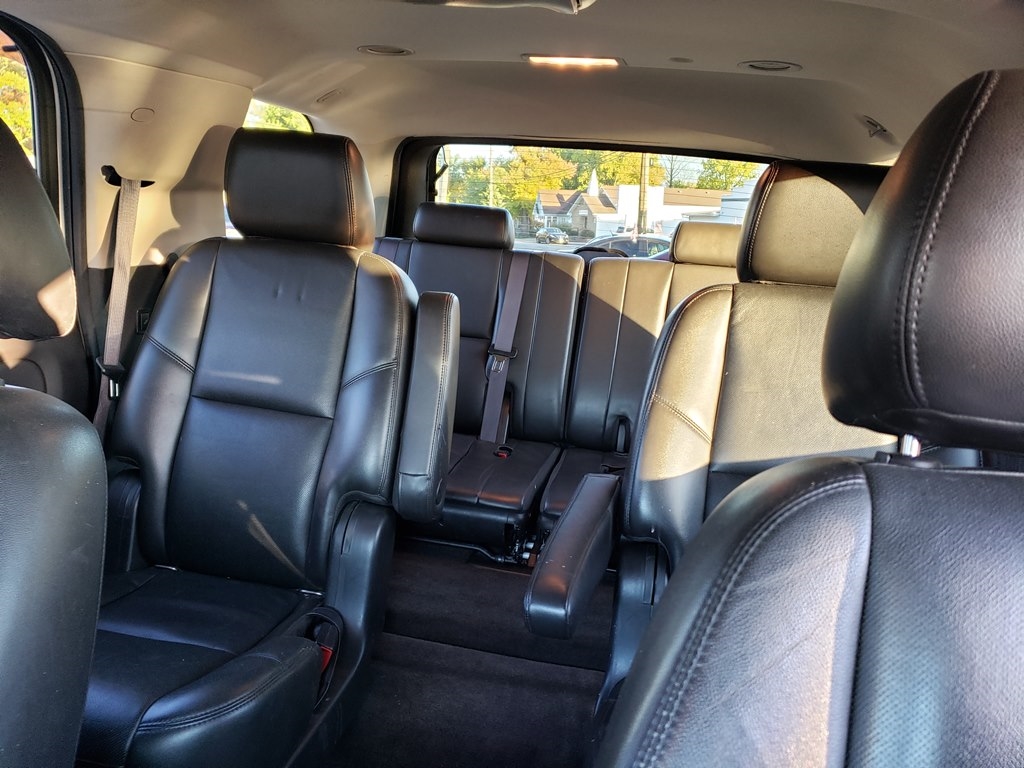 GMC Yukon SLT1 4WD 2011 GMC Yukon SLT1 4WD 2011