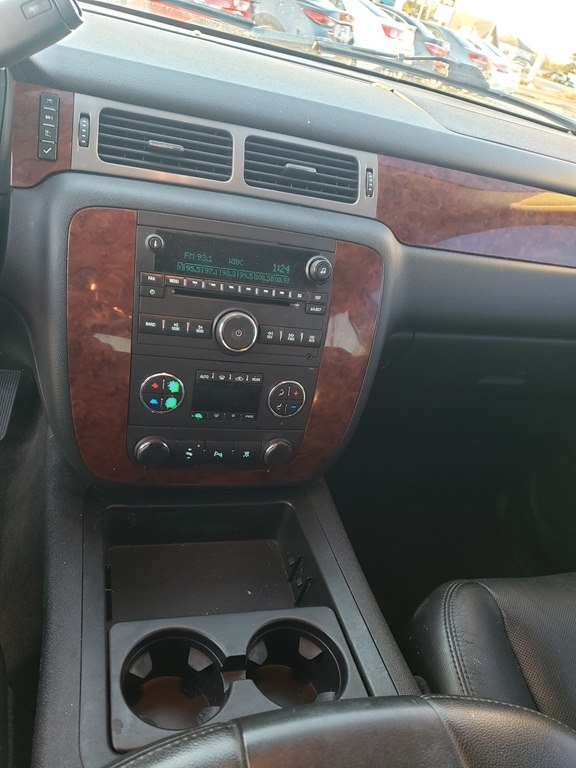 GMC Yukon SLT1 4WD 2011 GMC Yukon SLT1 4WD 2011