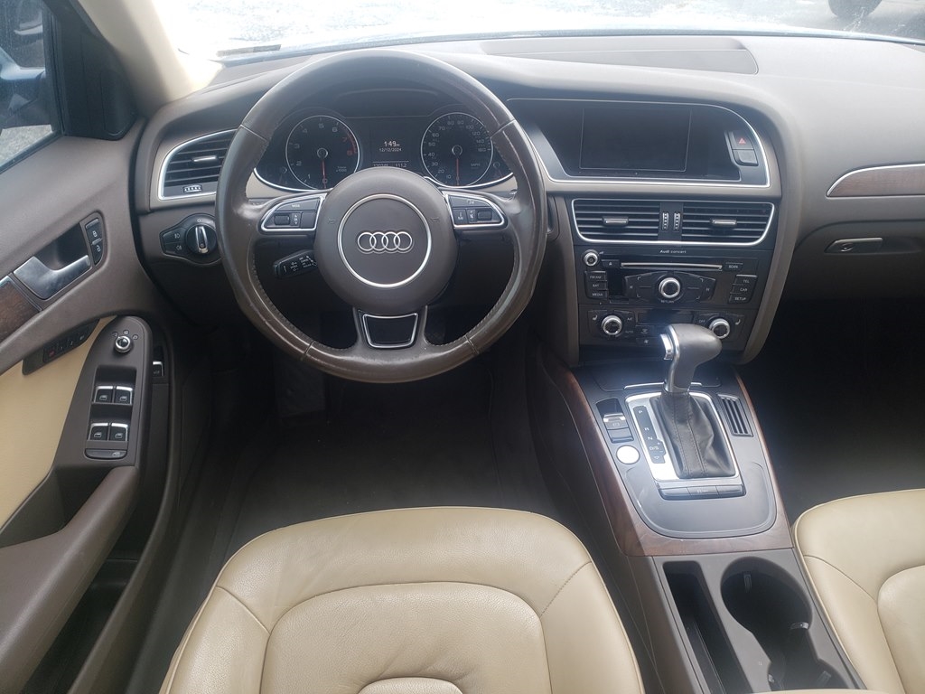 Audi A4 2.0T Sedan quattro Tiptronic 2015 Audi A4 2.0T Sedan quattro Tiptronic 2015