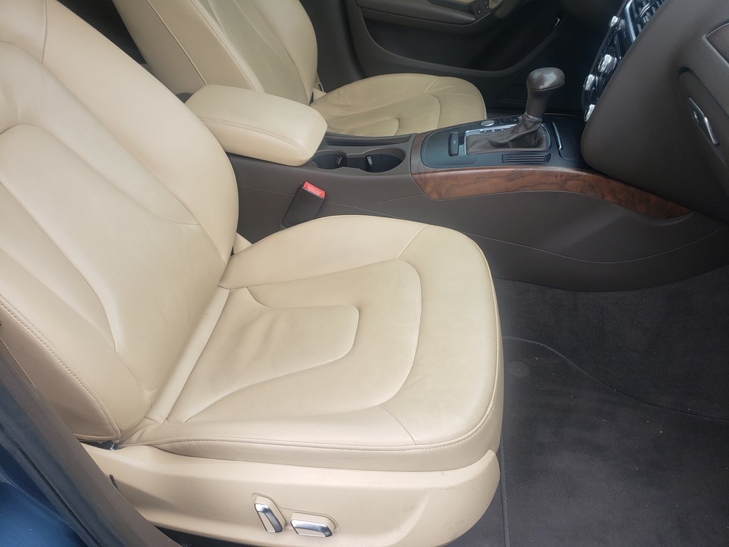 Audi A4 2.0T Sedan quattro Tiptronic 2015 Audi A4 2.0T Sedan quattro Tiptronic 2015