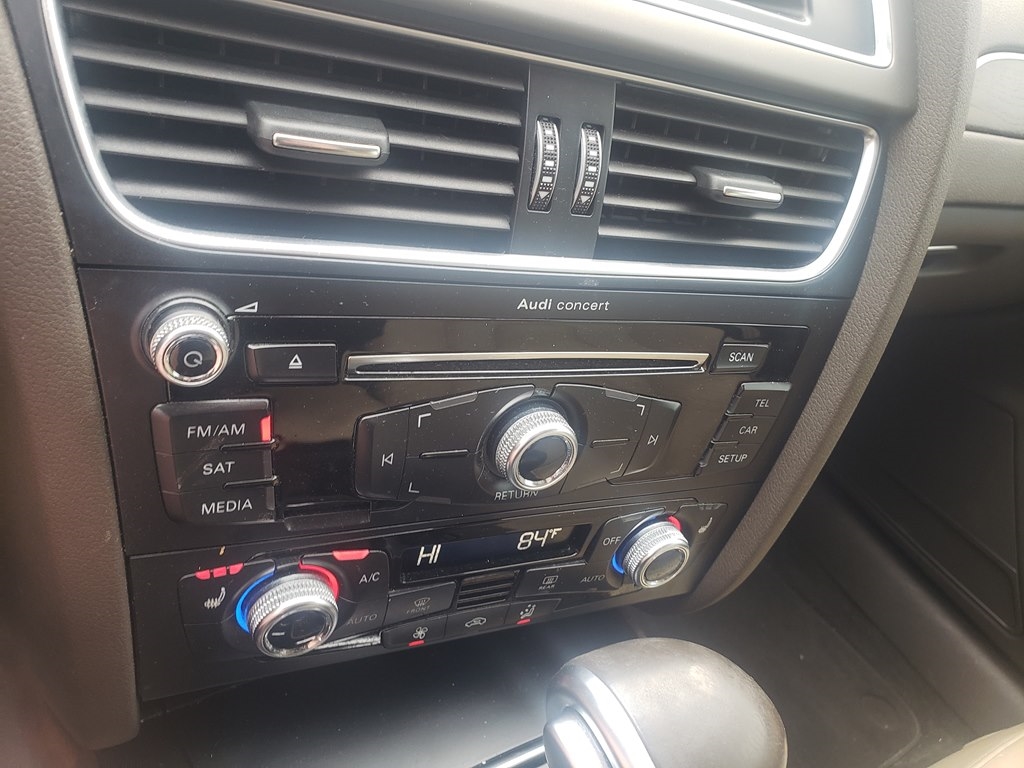 Audi A4 2.0T Sedan quattro Tiptronic 2015 Audi A4 2.0T Sedan quattro Tiptronic 2015