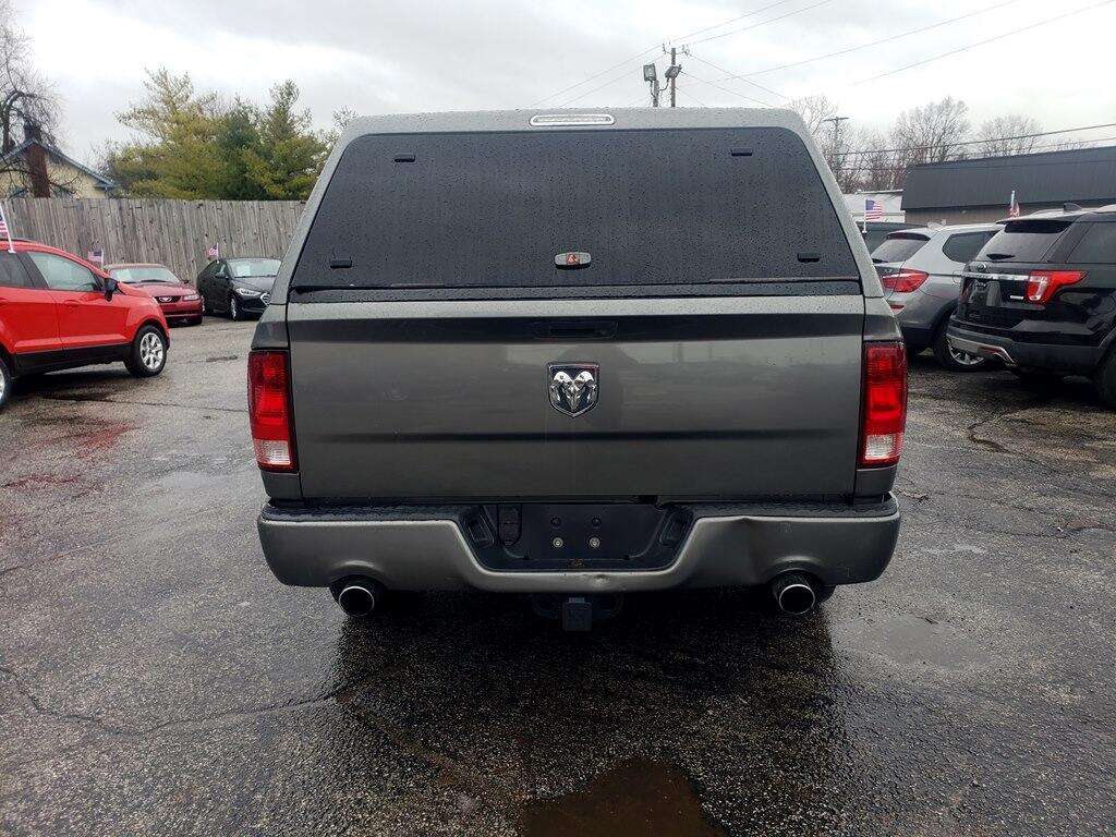 RAM 1500 ST Crew Cab 2WD 2012