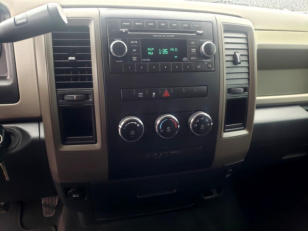 RAM 1500 ST Crew Cab 2WD 2012