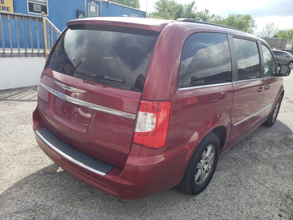 Chrysler Town & Country Touring 2012