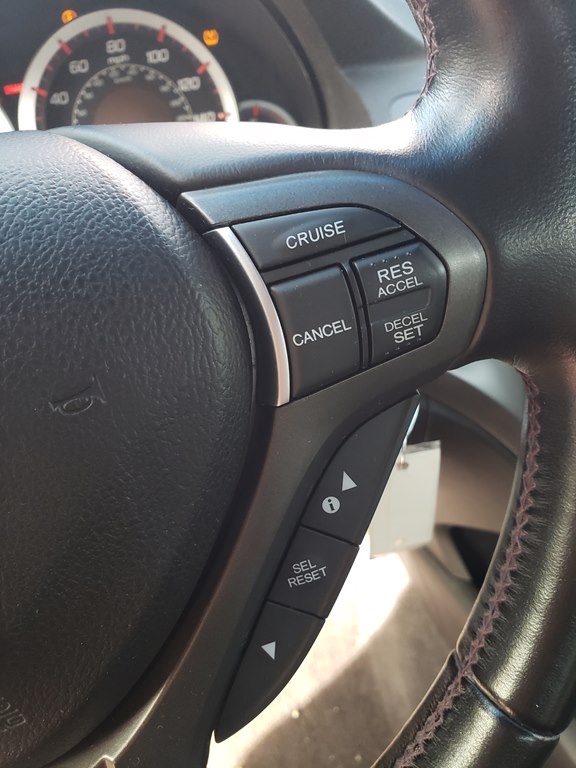 Acura TSX 6-Speed MT Special Edition 2012