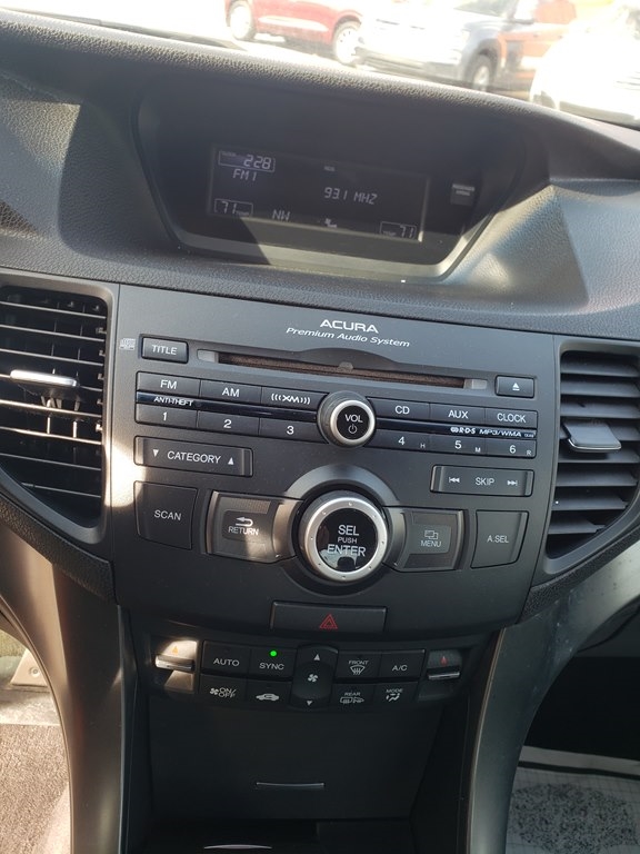 Acura TSX 6-Speed MT Special Edition 2012