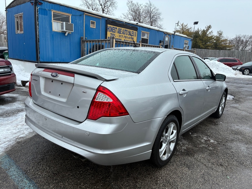 Ford Fusion SE 2012