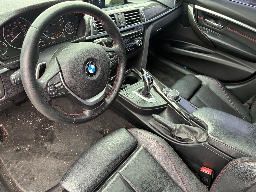 BMW 3-Series 330i SULEV Sedan 2017