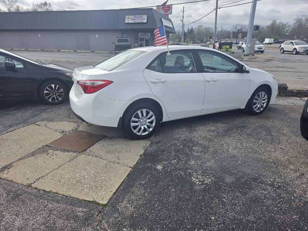 Toyota Corolla LE CVT 2016