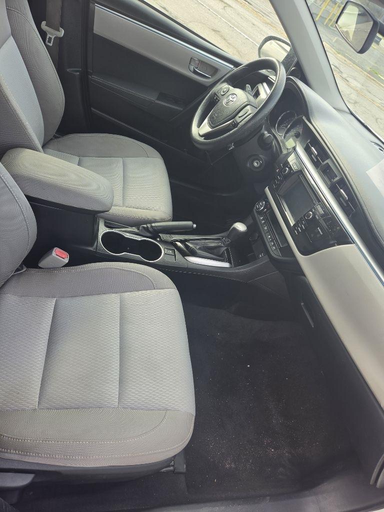 Toyota Corolla LE CVT 2016