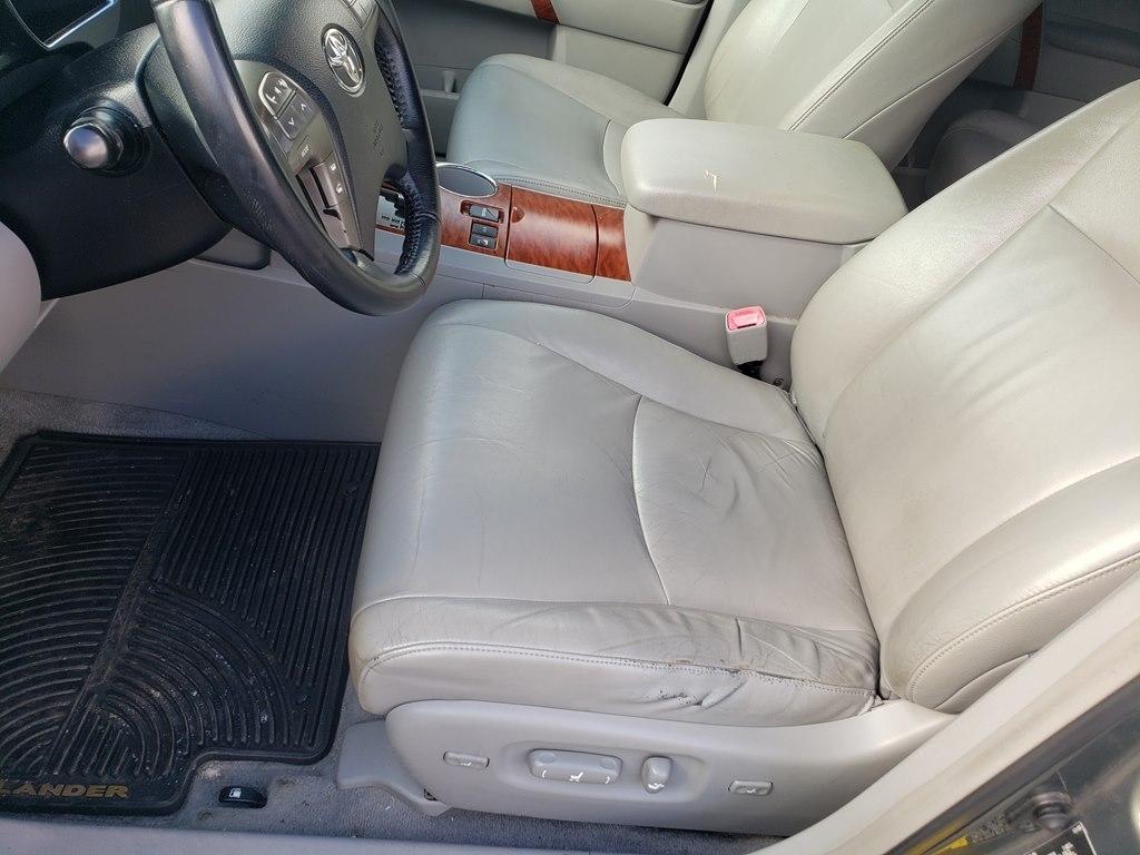 Toyota Highlander Limited 4WD 2009