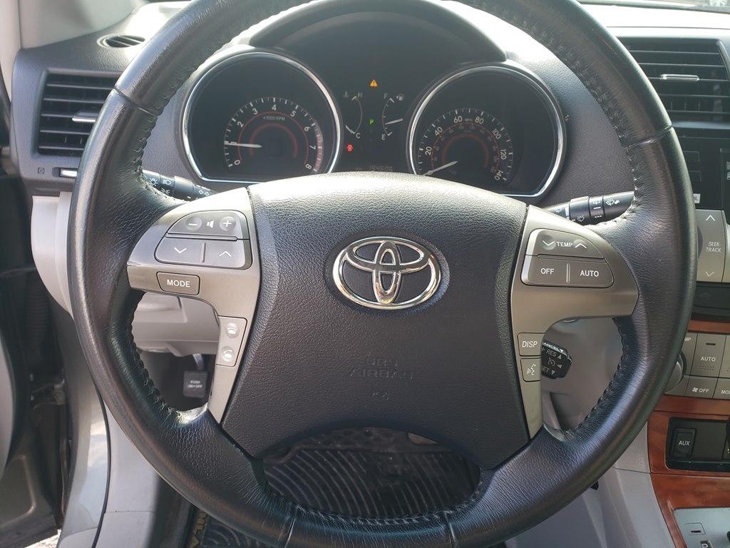 Toyota Highlander Limited 4WD 2009