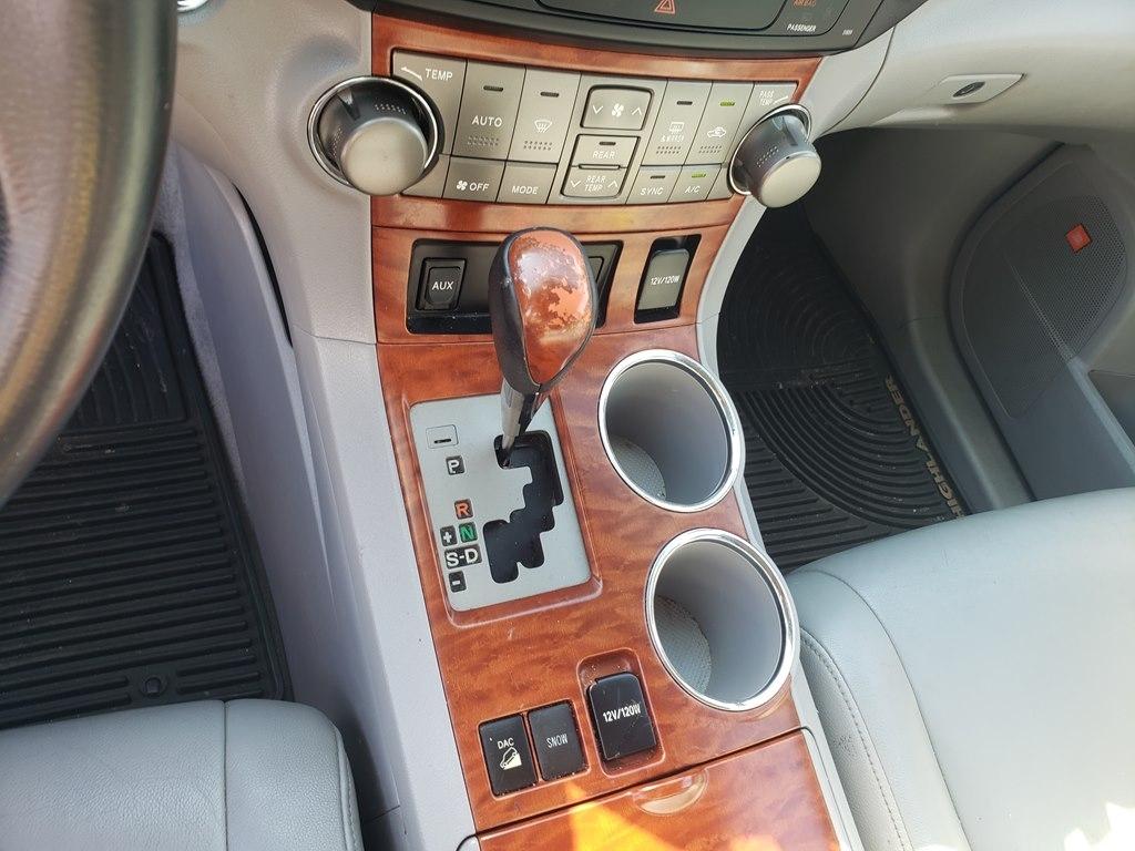 Toyota Highlander Limited 4WD 2009