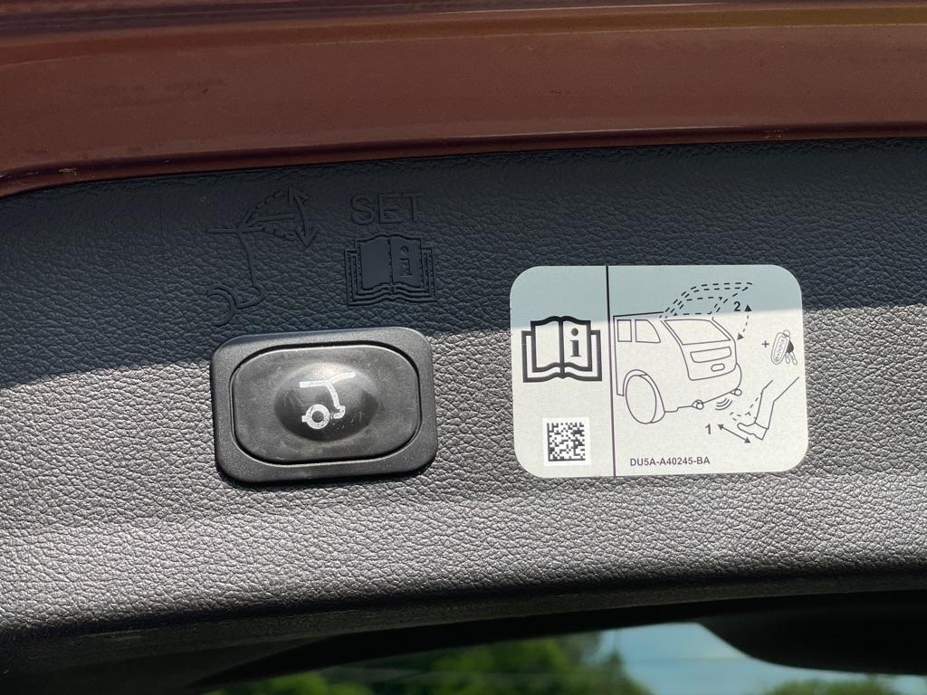 Ford Escape Titanium FWD 2017