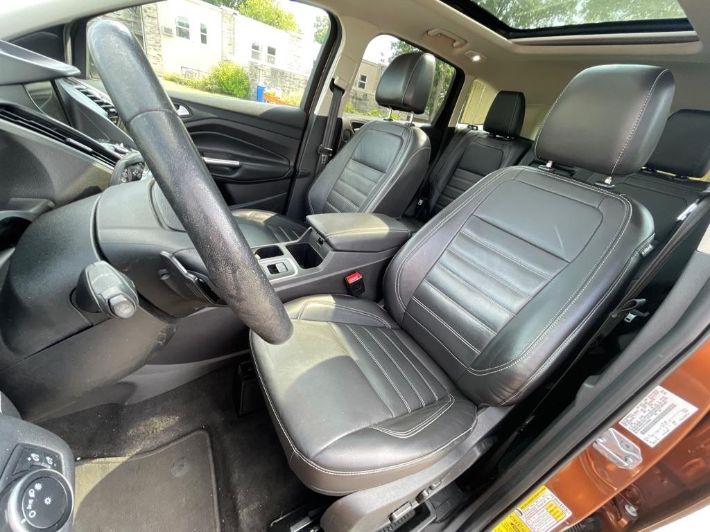 Ford Escape Titanium FWD 2017