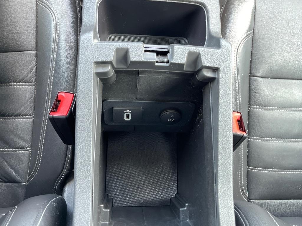 Ford Escape Titanium FWD 2017