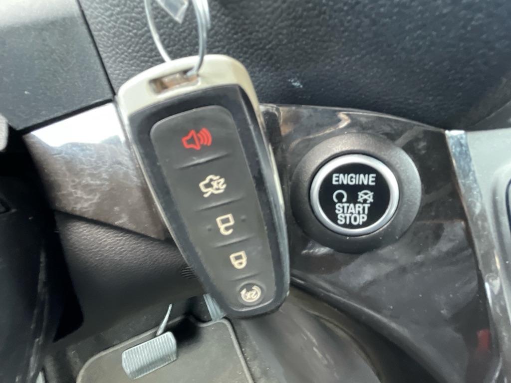 Ford Escape Titanium FWD 2017