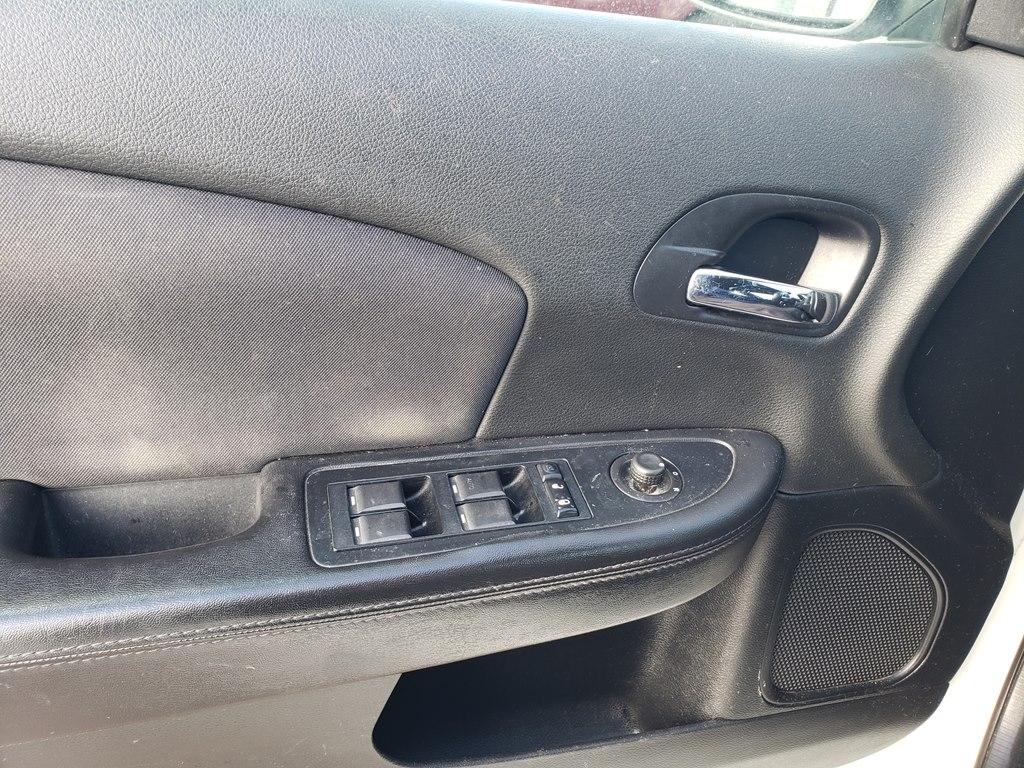 Chrysler 200 Touring 2013