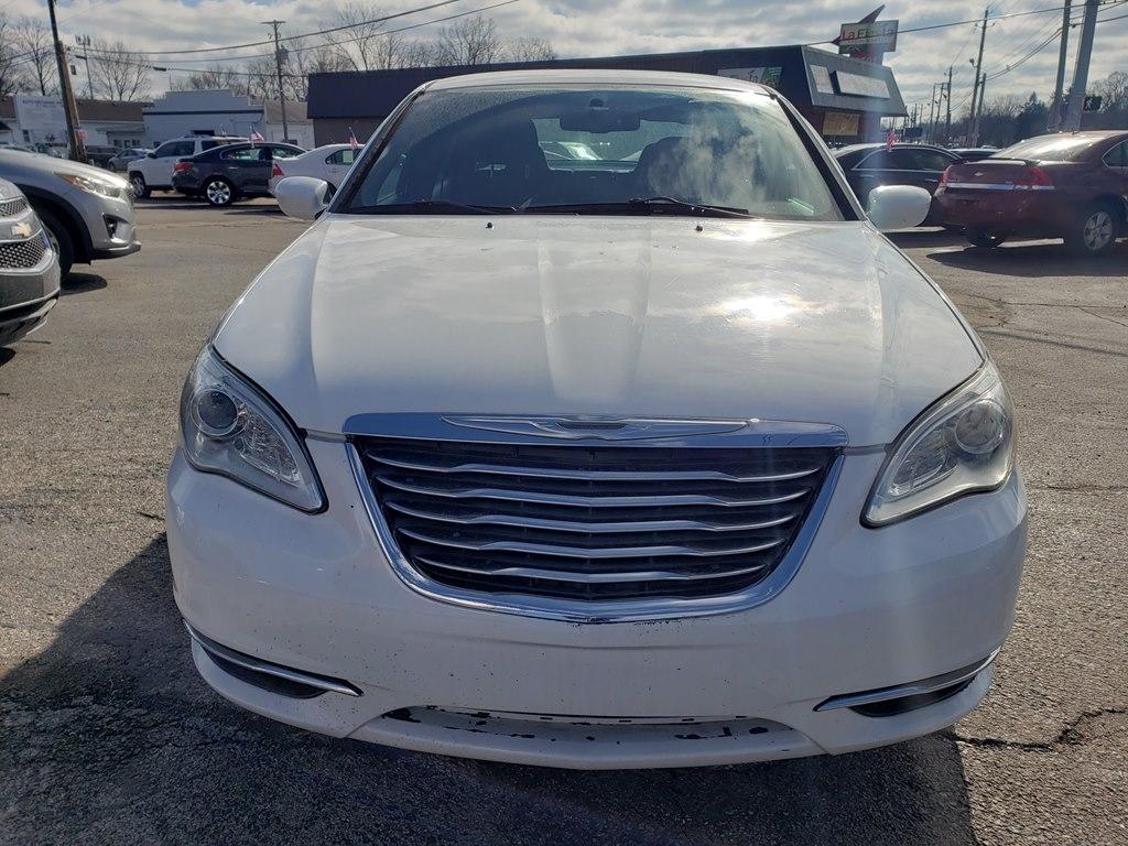 Chrysler 200 Touring 2013