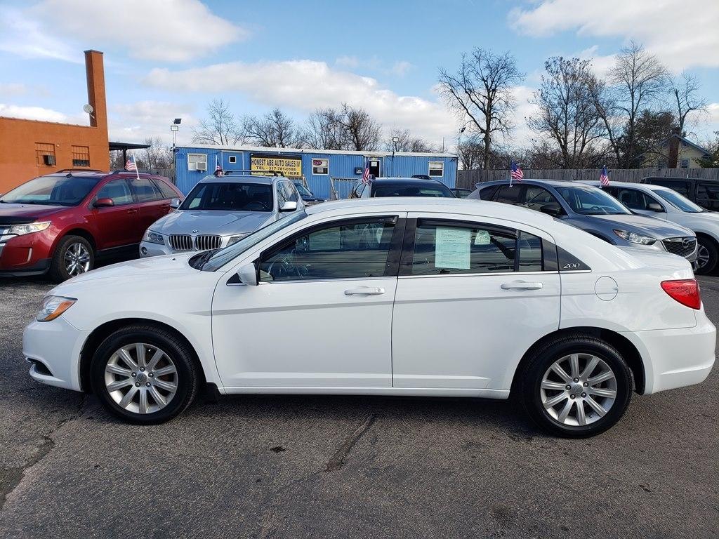 Chrysler 200 Touring 2013