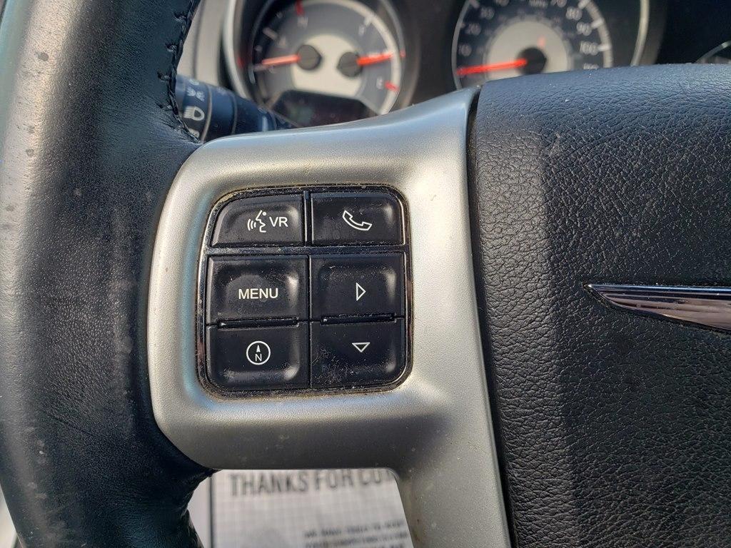 Chrysler 200 Touring 2013