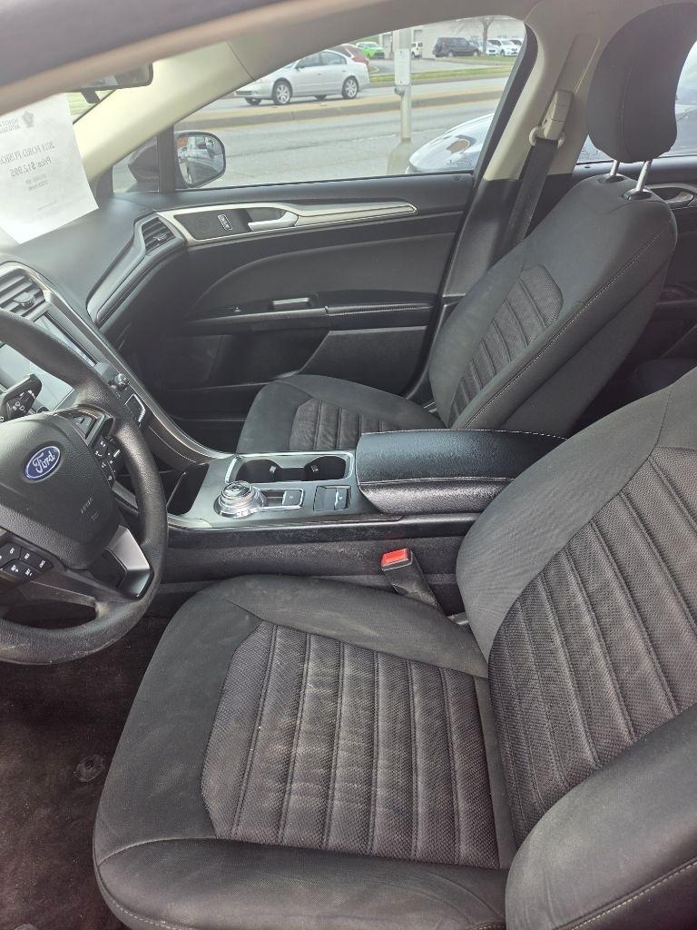 Ford Fusion SE 2018