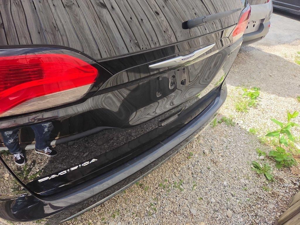 Chrysler Pacifica  2019