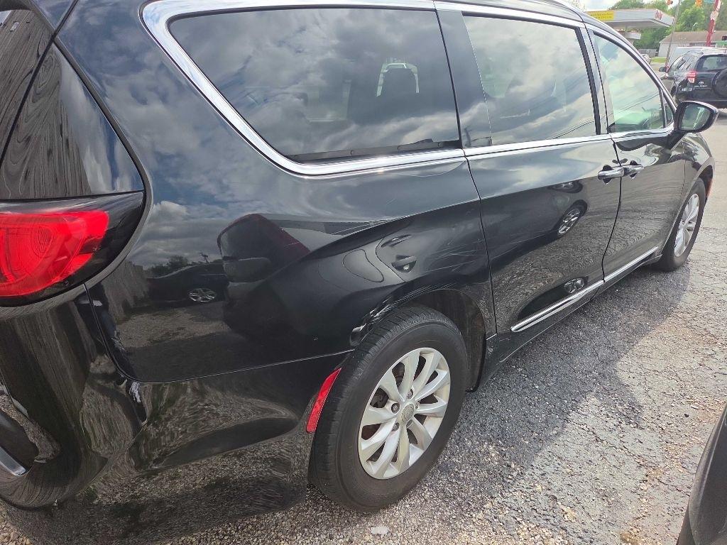 Chrysler Pacifica  2019