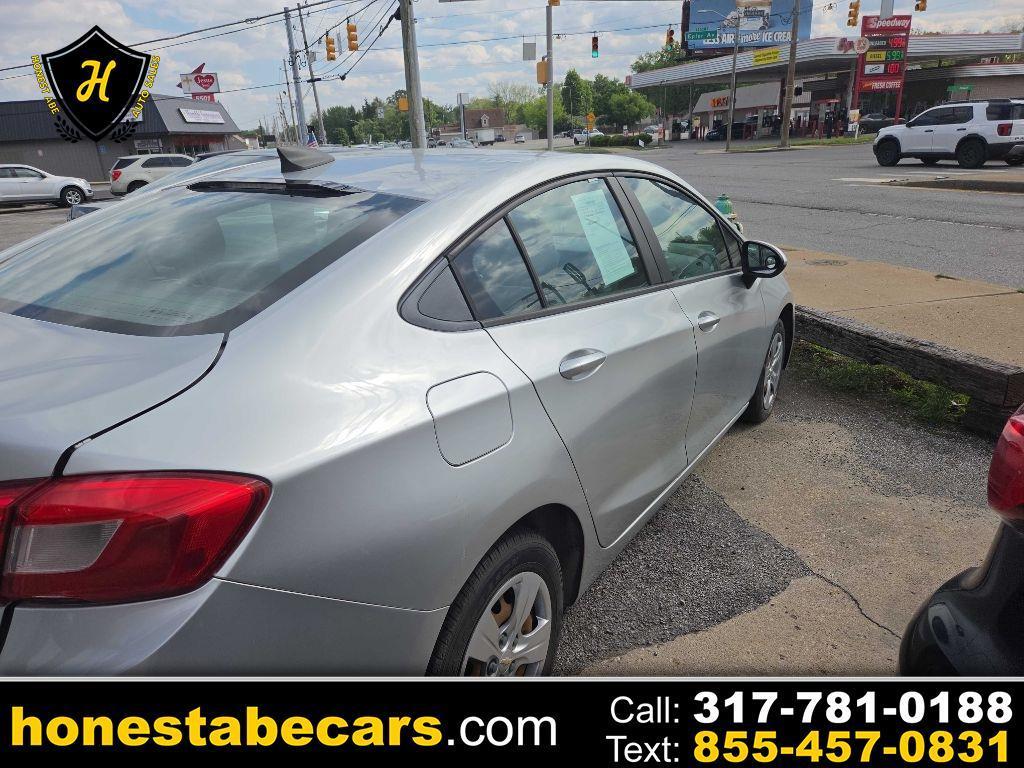 2017 Chevrolet Cruze LS Auto
