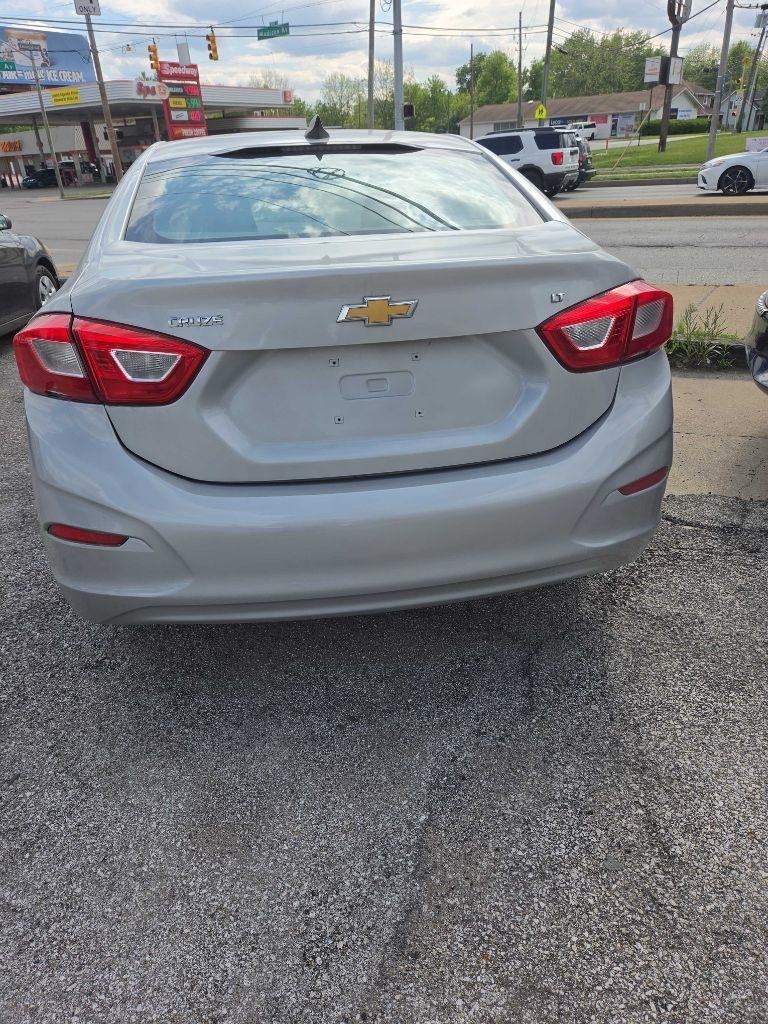 Chevrolet Cruze LS Auto 2017
