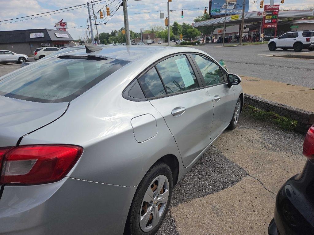Chevrolet Cruze LS Auto 2017